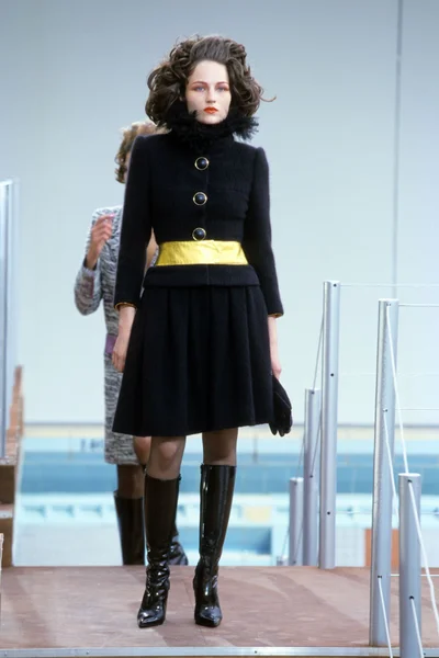 Look 37